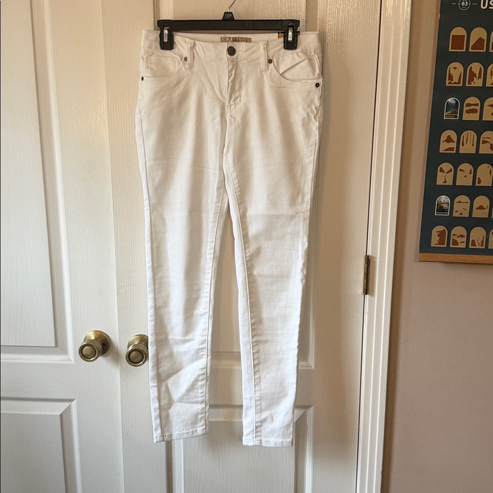 White Jeans